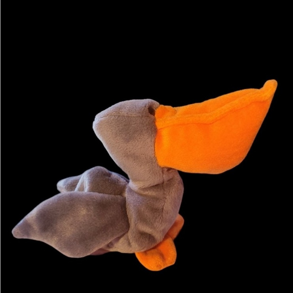 Rare and retired Ty Beanie Baby style 4107, date of birth 7/1/96